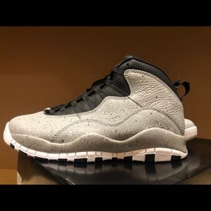 Smoke grey 10s/ Retro 10s